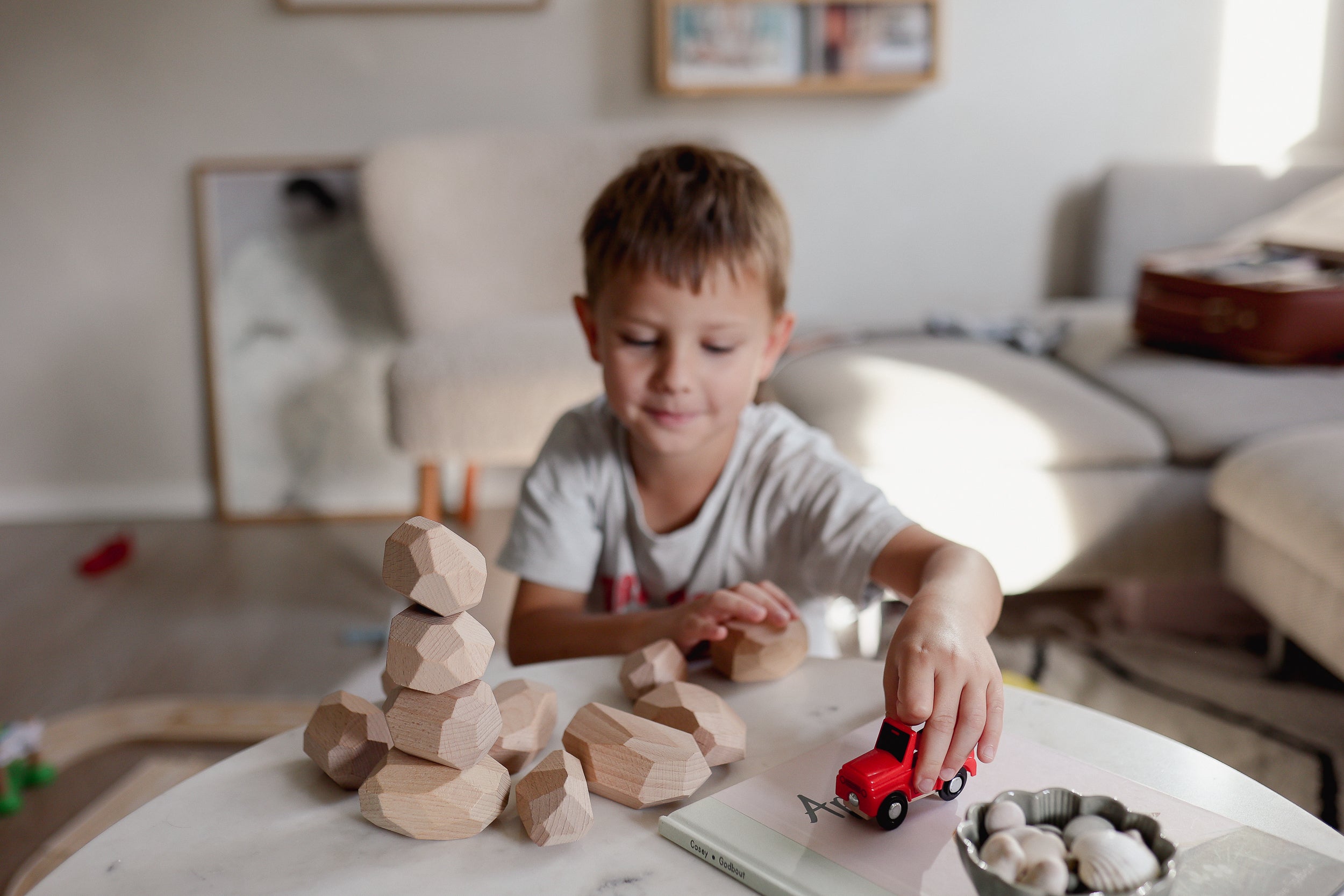 Kinderfeets Verzauberte Holzsteine: Naturverbundenheit und Kreativität vereint! 🌿✨
