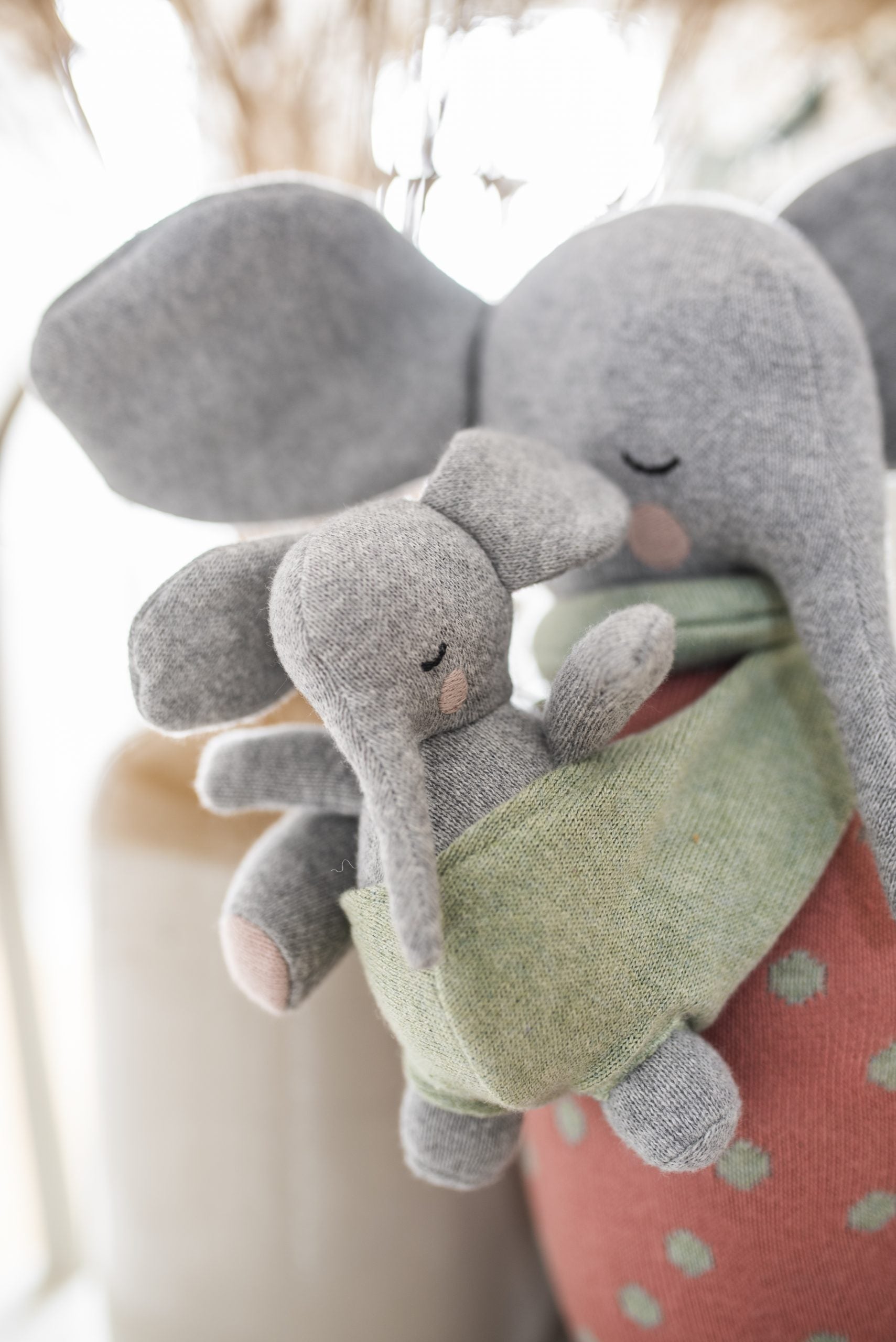 ava&yves Kuscheltier Elefantenmutter Marlene mit Baby