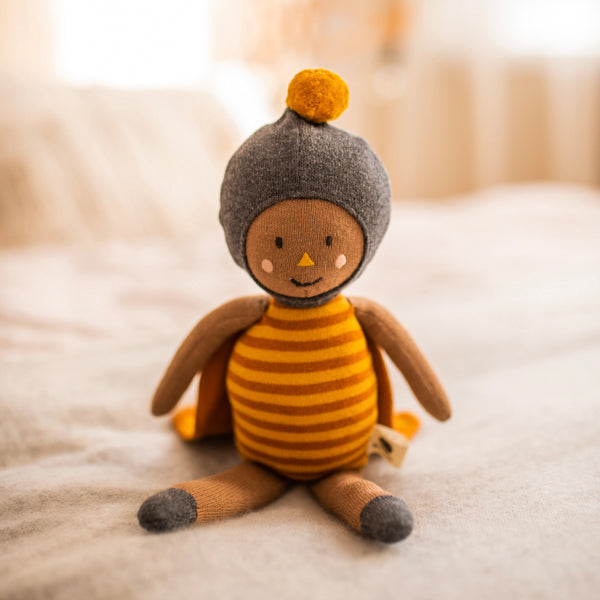 ava&yves Puppe aus Bio-Strickstoff Biene „Berta“