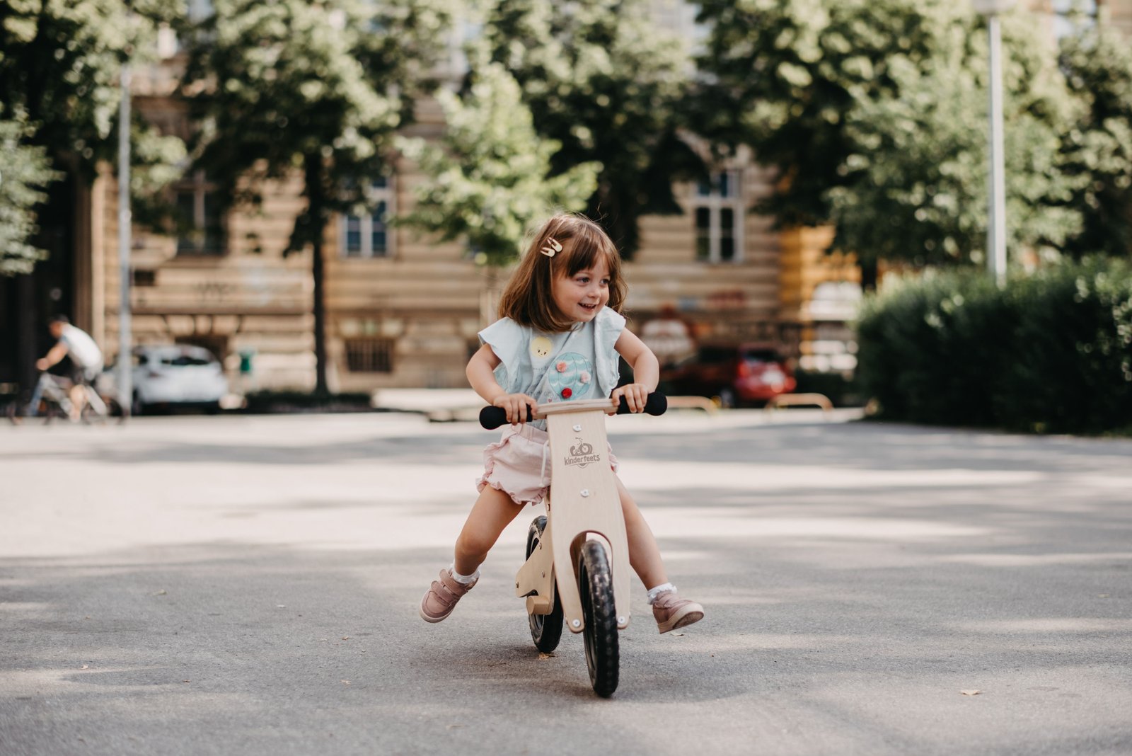 Kinderfeets Kinderfeets Balance Bike: Der Beginn eines unvergesslichen Abenteuers! 🌿💫