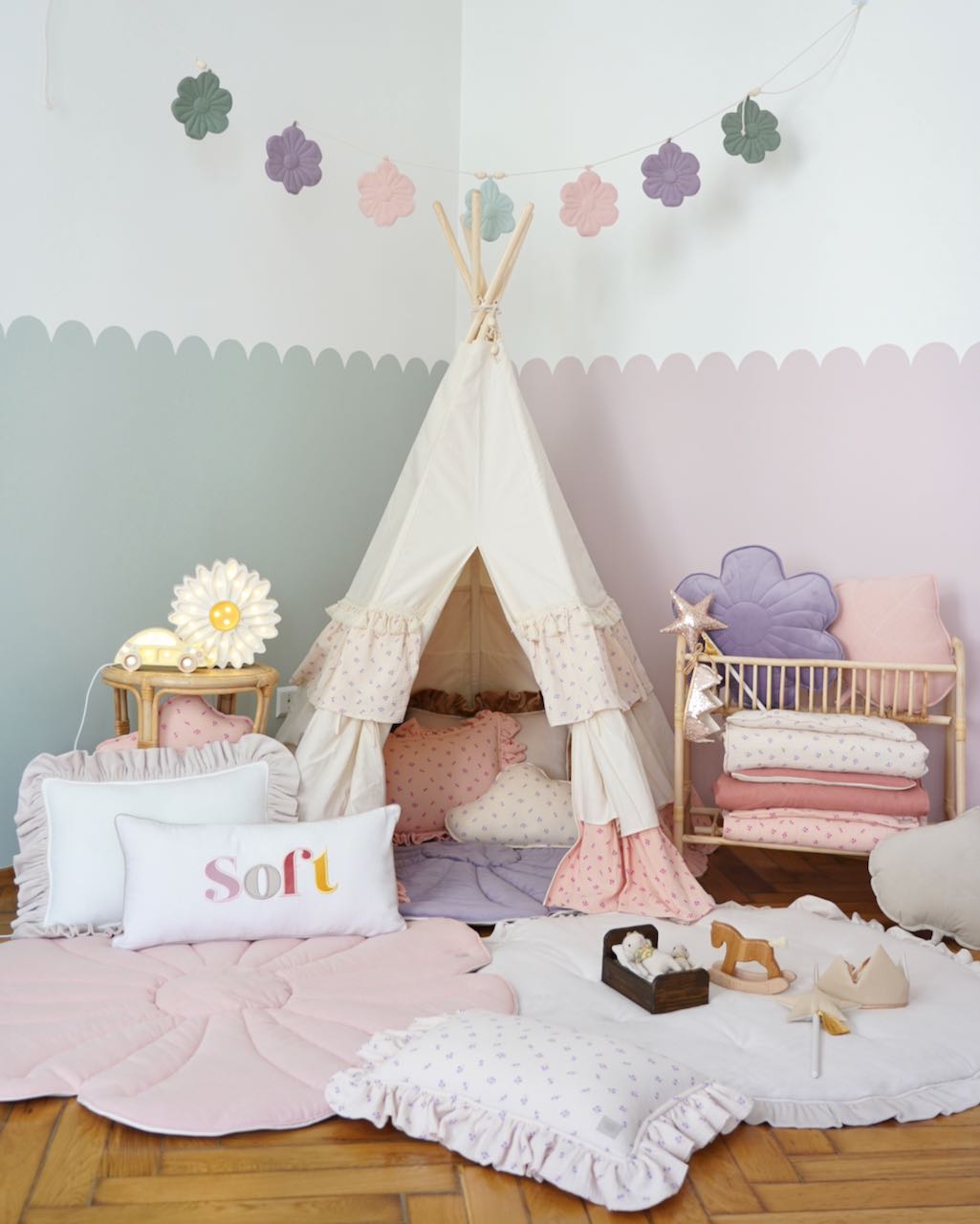 moimili Tipi-Zelt mit Rüschen für Kinder „Vergissmeinnicht“