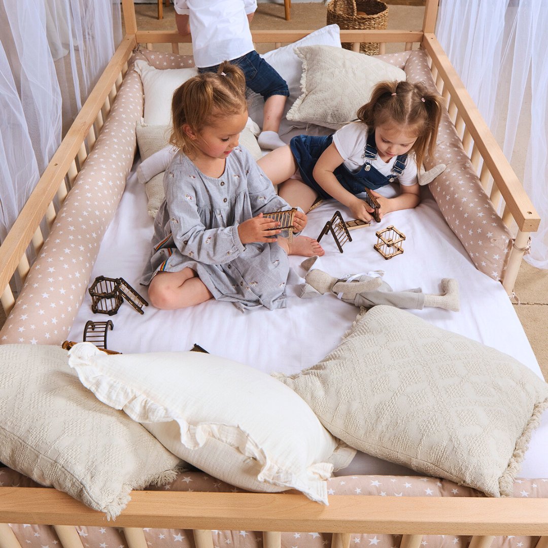 goodevas Zauberhaftes Montessori Hausbett für kleine Abenteurer ab 1 Jahr 🏡💫 Sicheres Schlafen und Spielen im eigenen Haus! 🌈🛏️💡