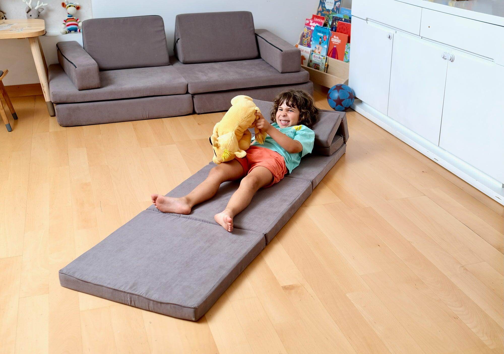 kidodido kidodido Verwandelbare Spielmatte und Couch für Kinder