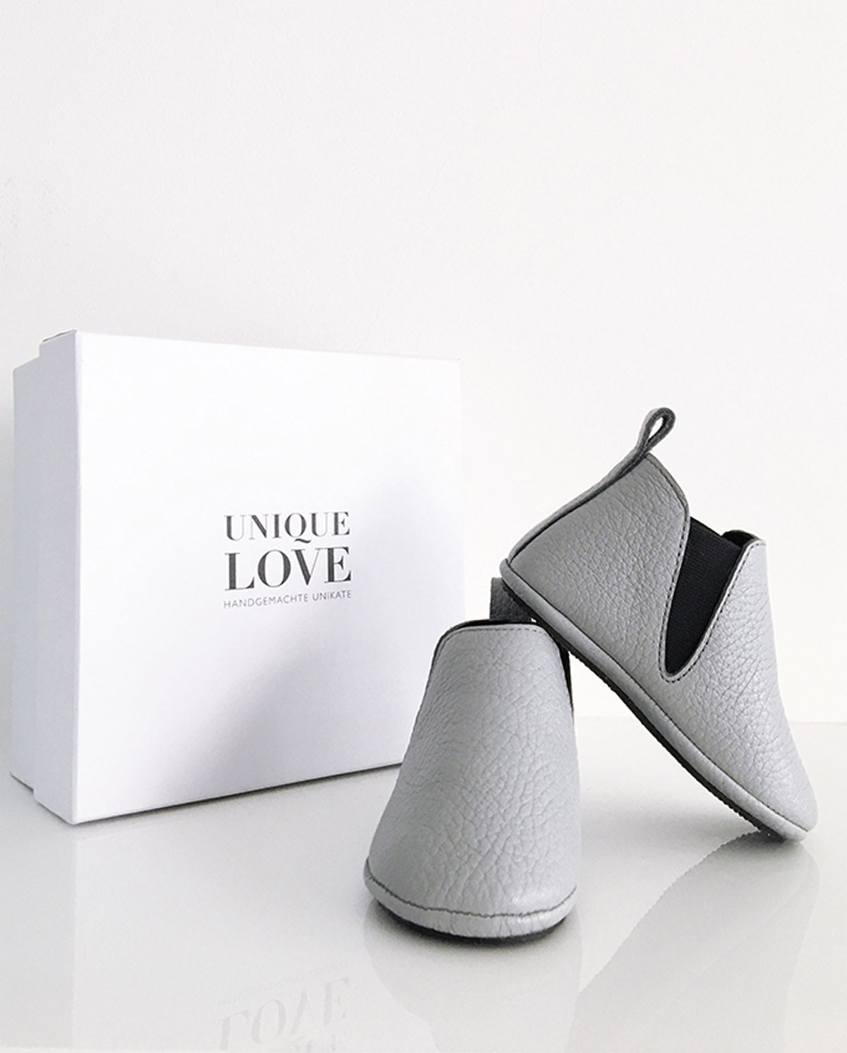 UNIQUE LOVE Bequeme und elegante Chelsea Boots - Jetzt bestellen und einen trendigen Look kreieren!