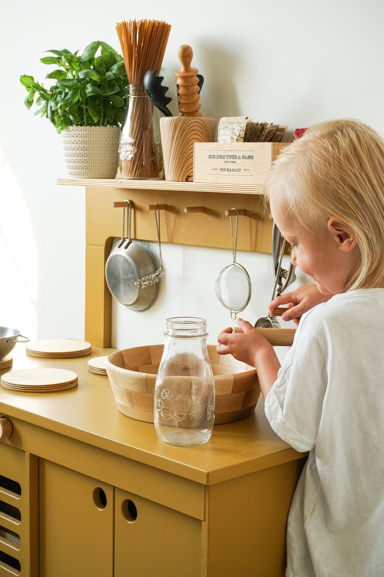 Midmini Mustard holz spiel Kitchen - Kinderzimmermöbel & Baby Spielzeugaktivitäten für den ultimativen Spielspaß