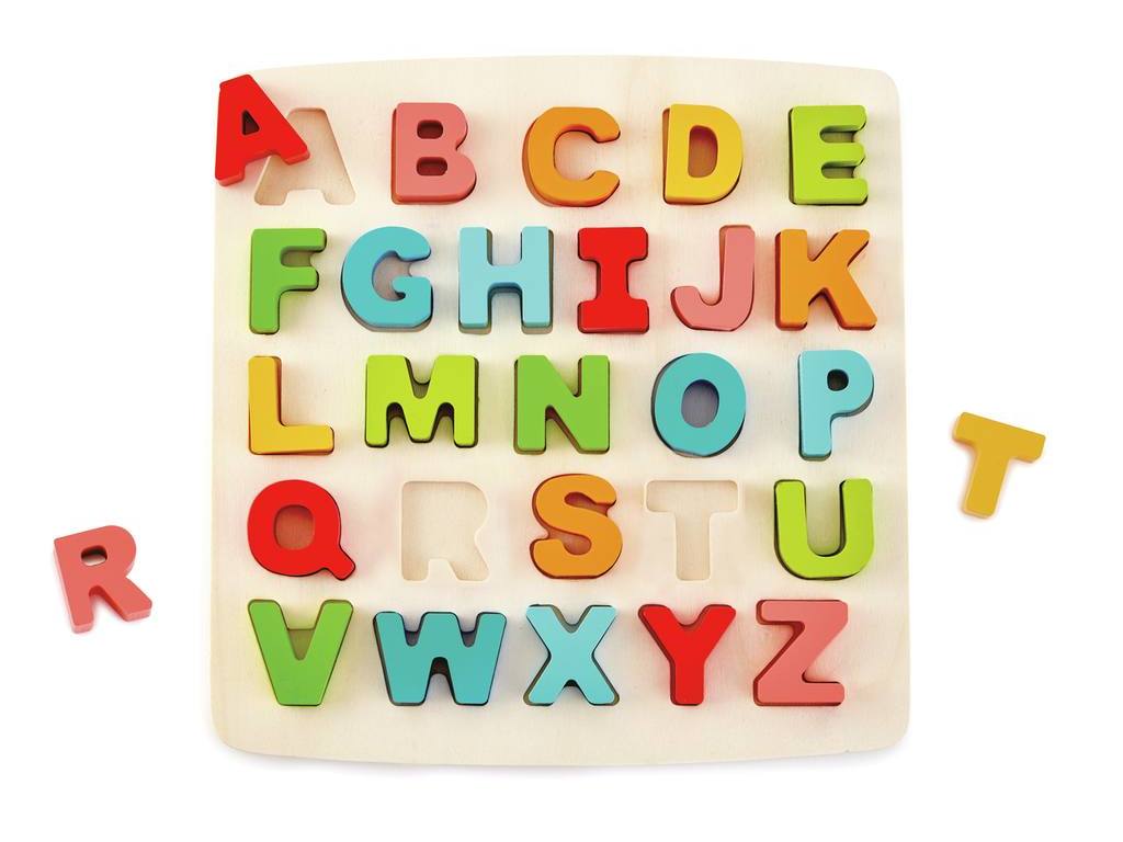 Hape Puzzle mit Großbuchstaben