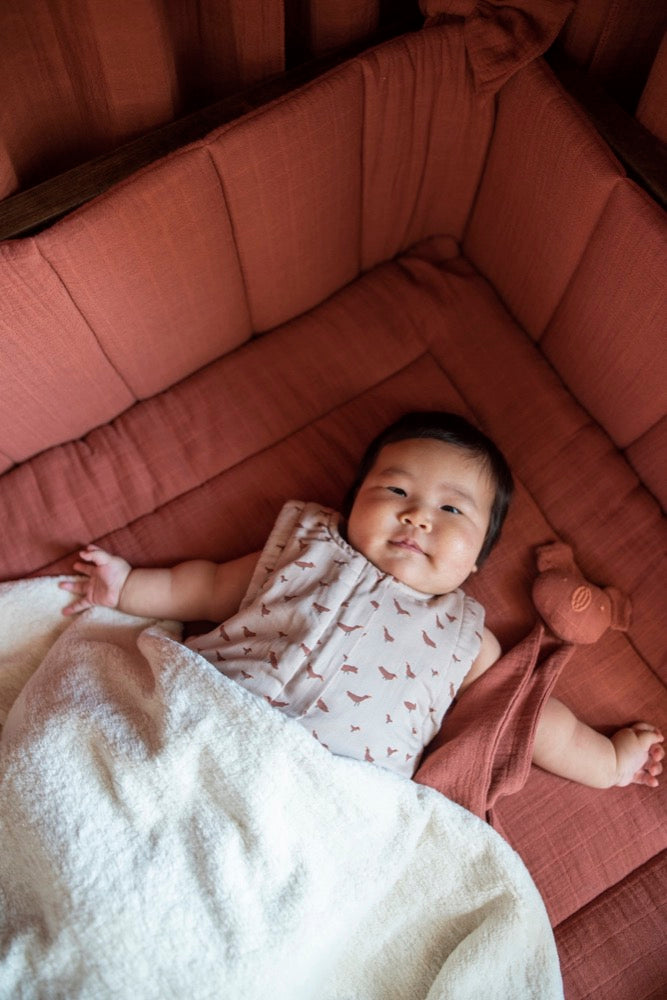 Trixie Kuscheliges Nestchen Kinderbett - Bliss Rust 🌟 Gemütliches Bio-Baumwolle Nest für kleine Träumer! ✨