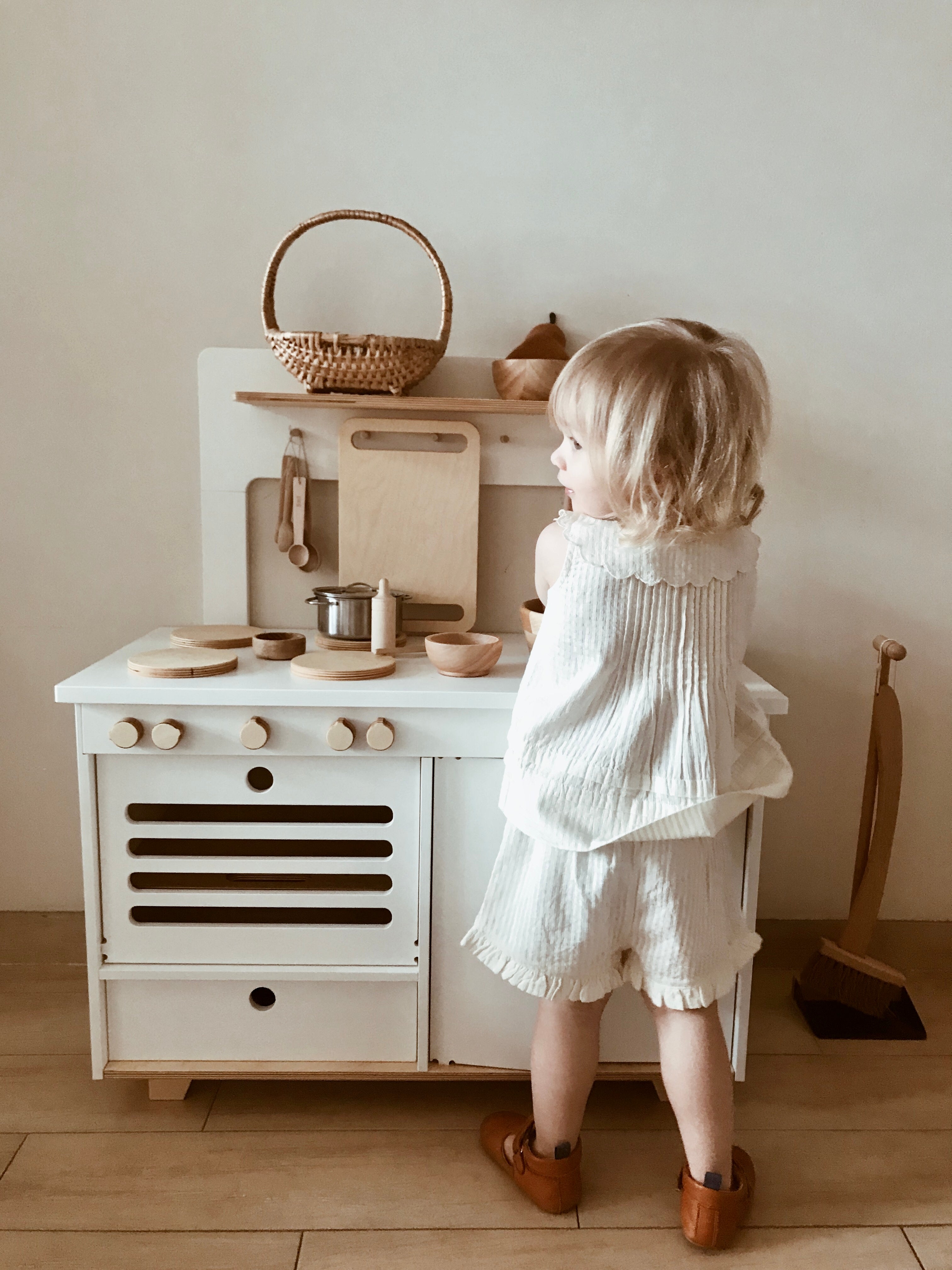 Midmini Kinderspielküche aus Holz - Spielend kochen wie die Großen