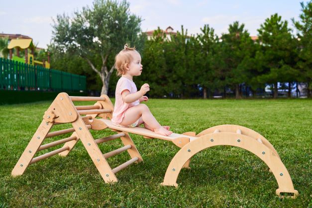 FARNORA Pikler-Dreieck + Rampe + Kletterbogen (Mini) Aktivitäten für Kinder in Mini-Größe